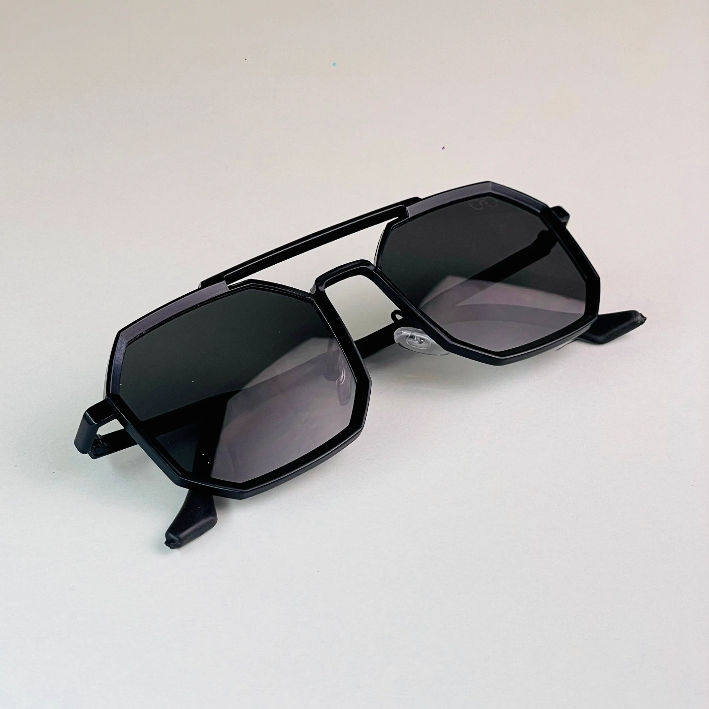 The Monarch | Black