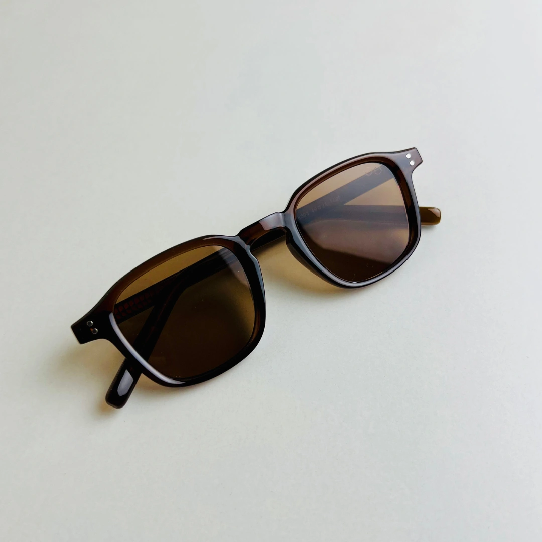 HORIZON | Brown