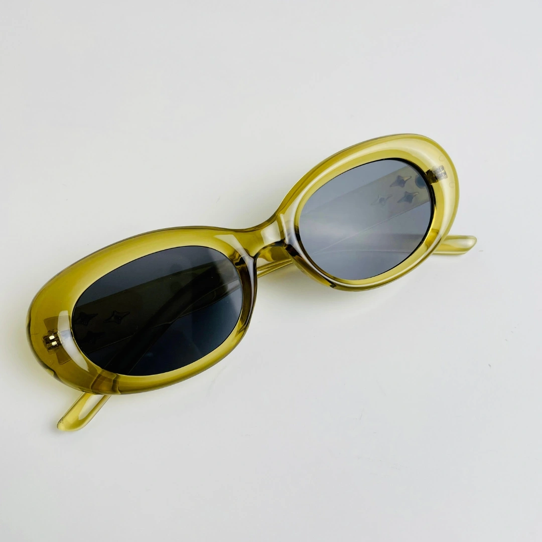 The Retro Oval | Green
