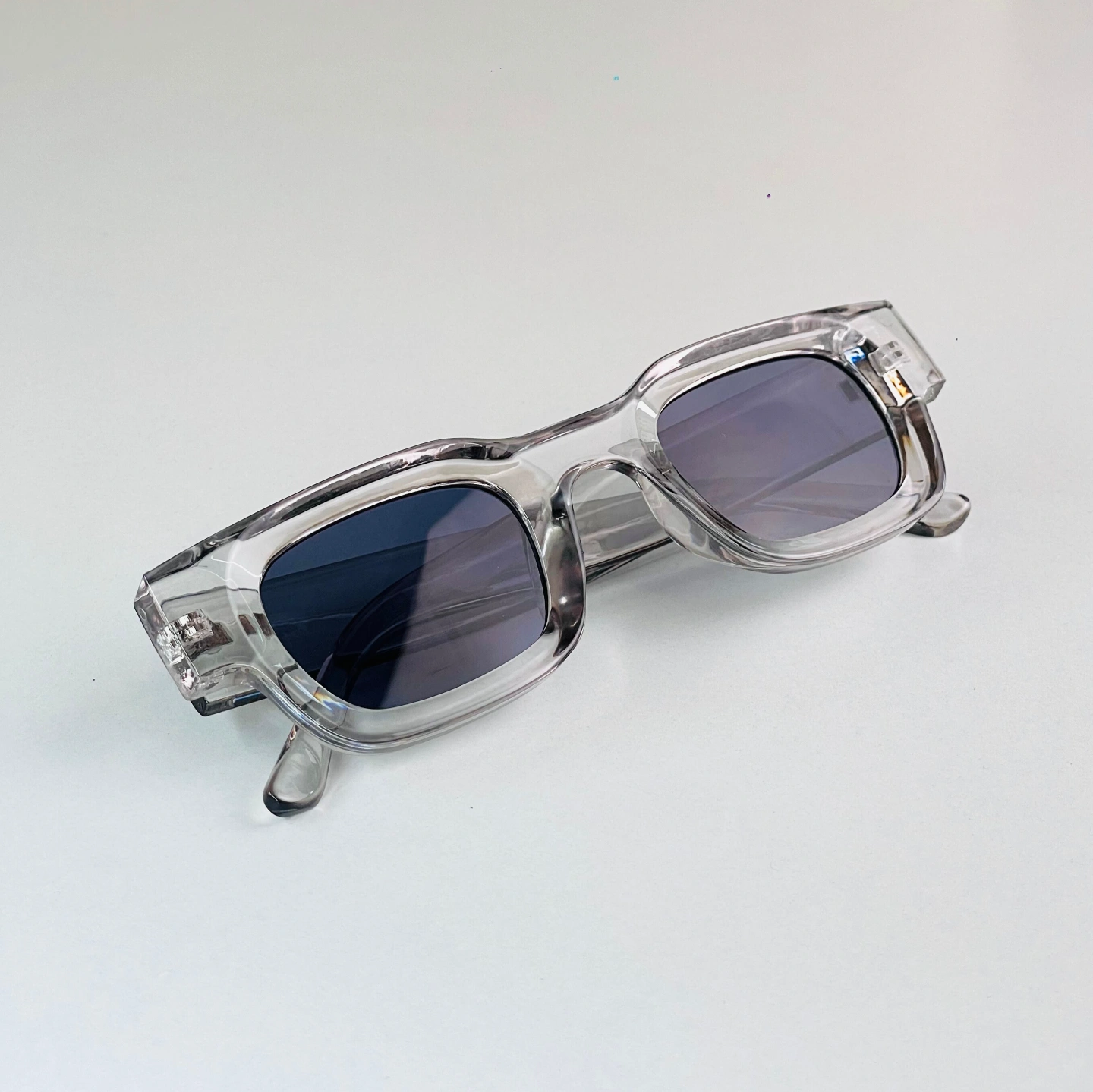 Sunny Edge | Grey